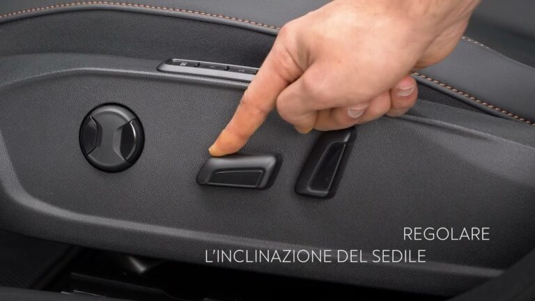 Cupra Formentor: Scopri i Sorprendenti Interni Posteriori in Stile Futuristico!