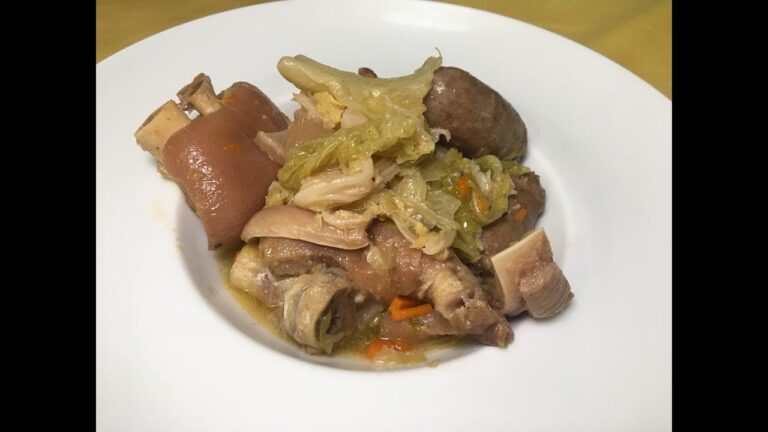 Cassoeula milanese: scopri i segreti per prepararla perfetta in pochi passi!