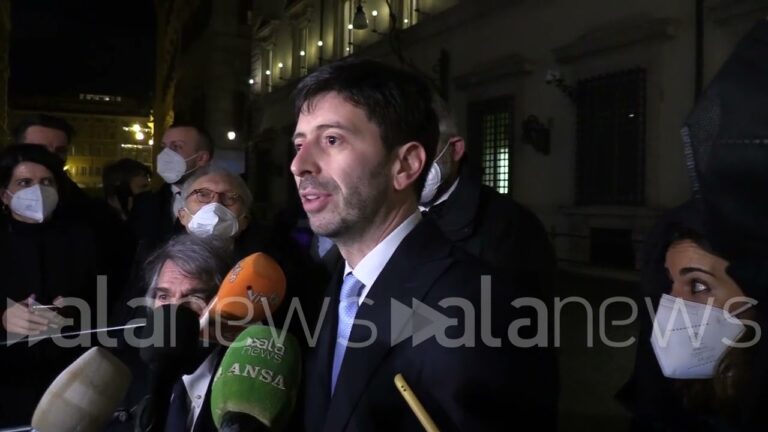 Obbligo vaccinale per over 50 senza lavoro: la soluzione per garantire la sicurezza sanitaria