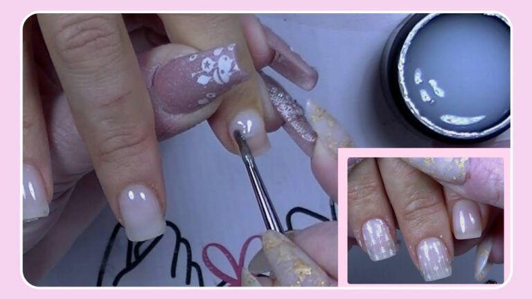 Tendenza unghie a mandorla: eleganza e charme con il bianco latte