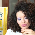 Capelli grigi trendy: scopri le nuove meches colorate!