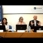 Il Potere del Bacio della Donna Ragno: un Segreto Tradizionale per il Successo