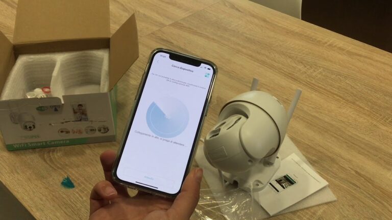 Scatta foto e registra video in modo rivoluzionario: la videocamera connessa al cellulare!