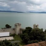 Scopri i migliori percorsi a piedi vicino a te e abbraccia la natura
